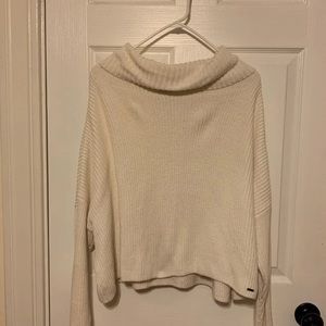 White Hollister Cropped Turtleneck Sweater